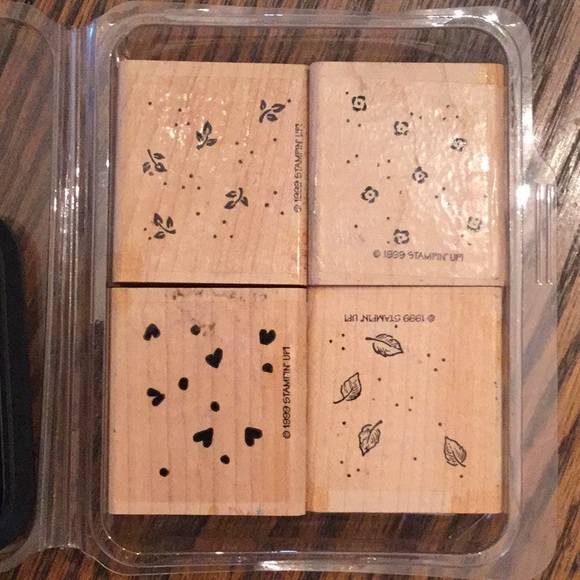 Itty Bitty Background rubber stamp set - Picture 1 of 3